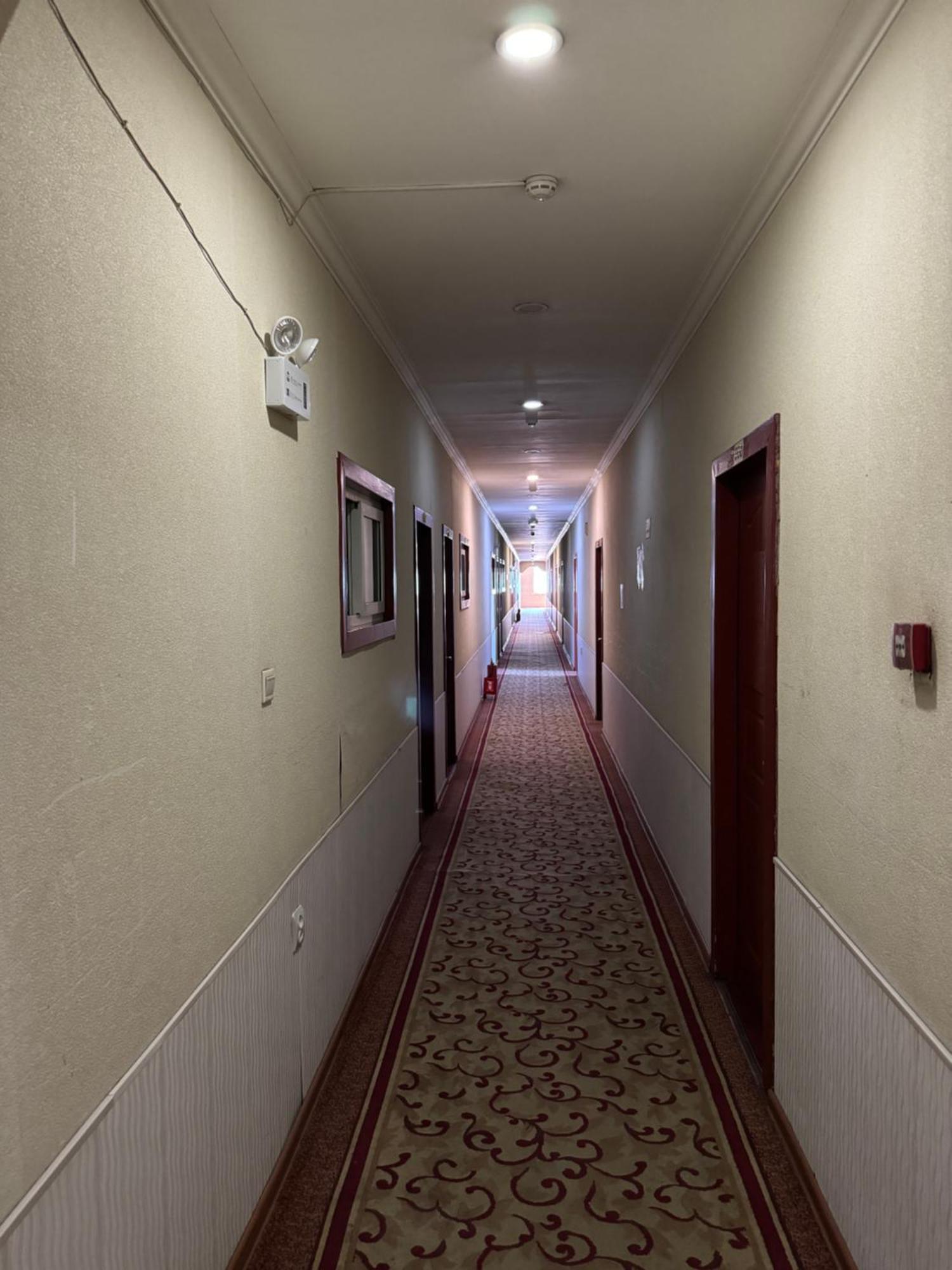 Zolotoi Drakon Hotel アルマトイ エクステリア 写真