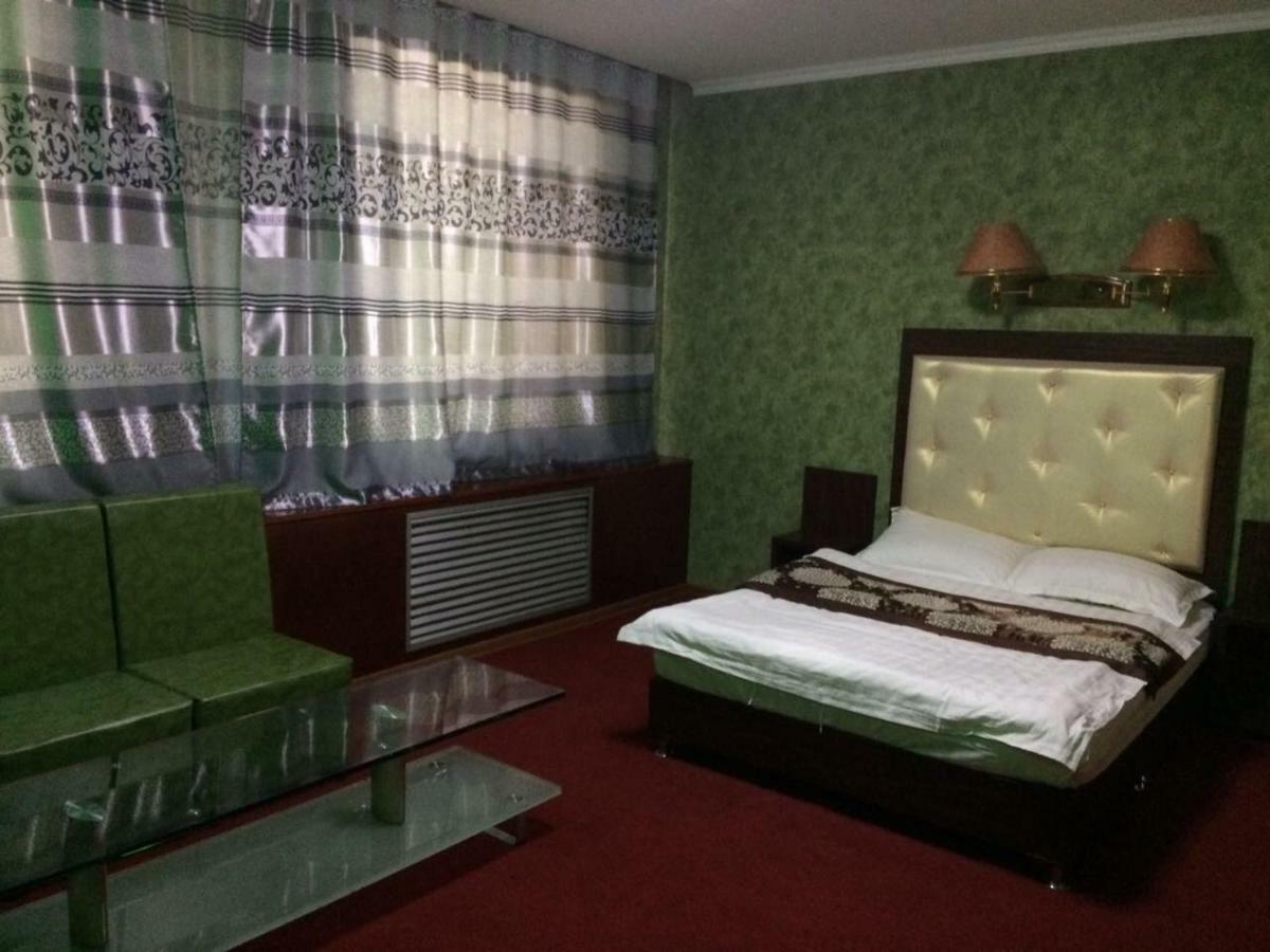 Zolotoi Drakon Hotel アルマトイ エクステリア 写真